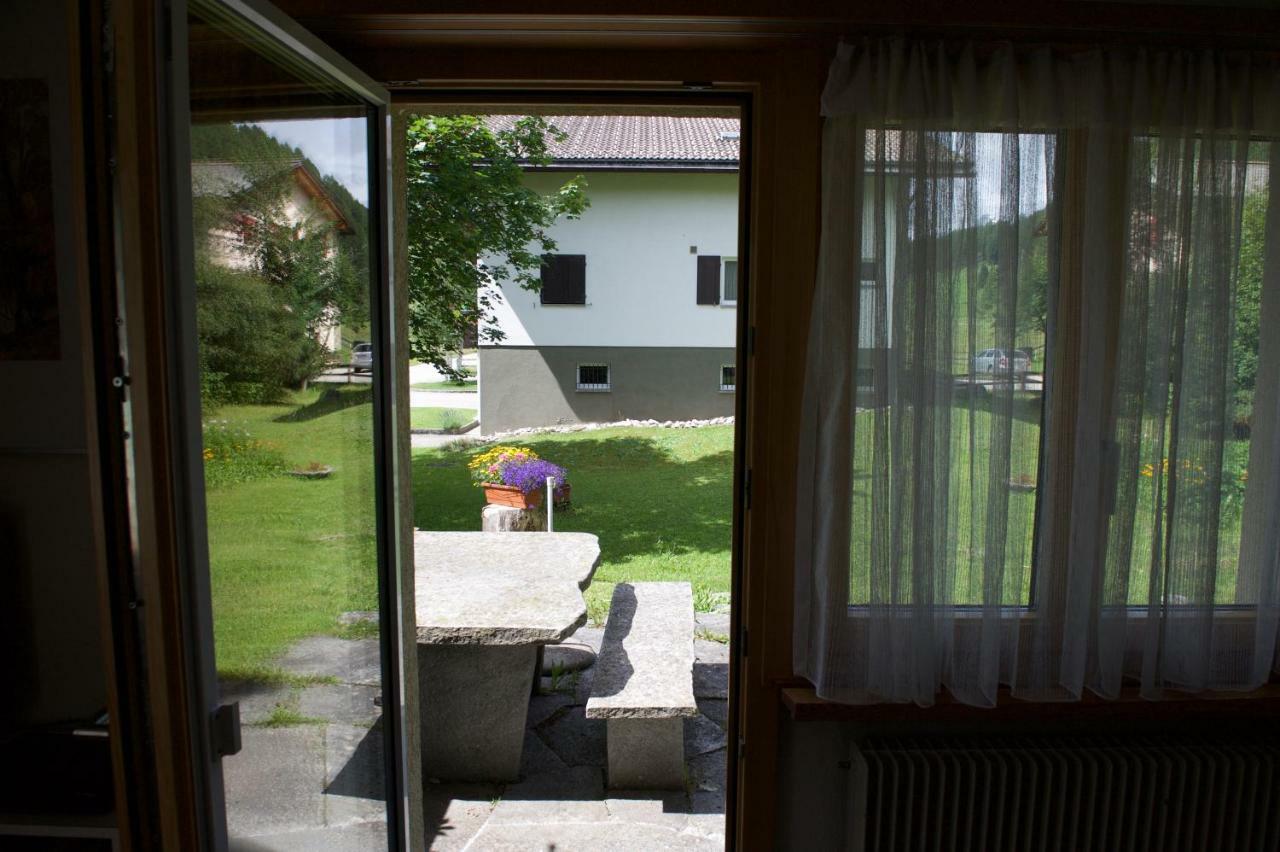 Ferienhaus Wanner Splügen 外观 照片